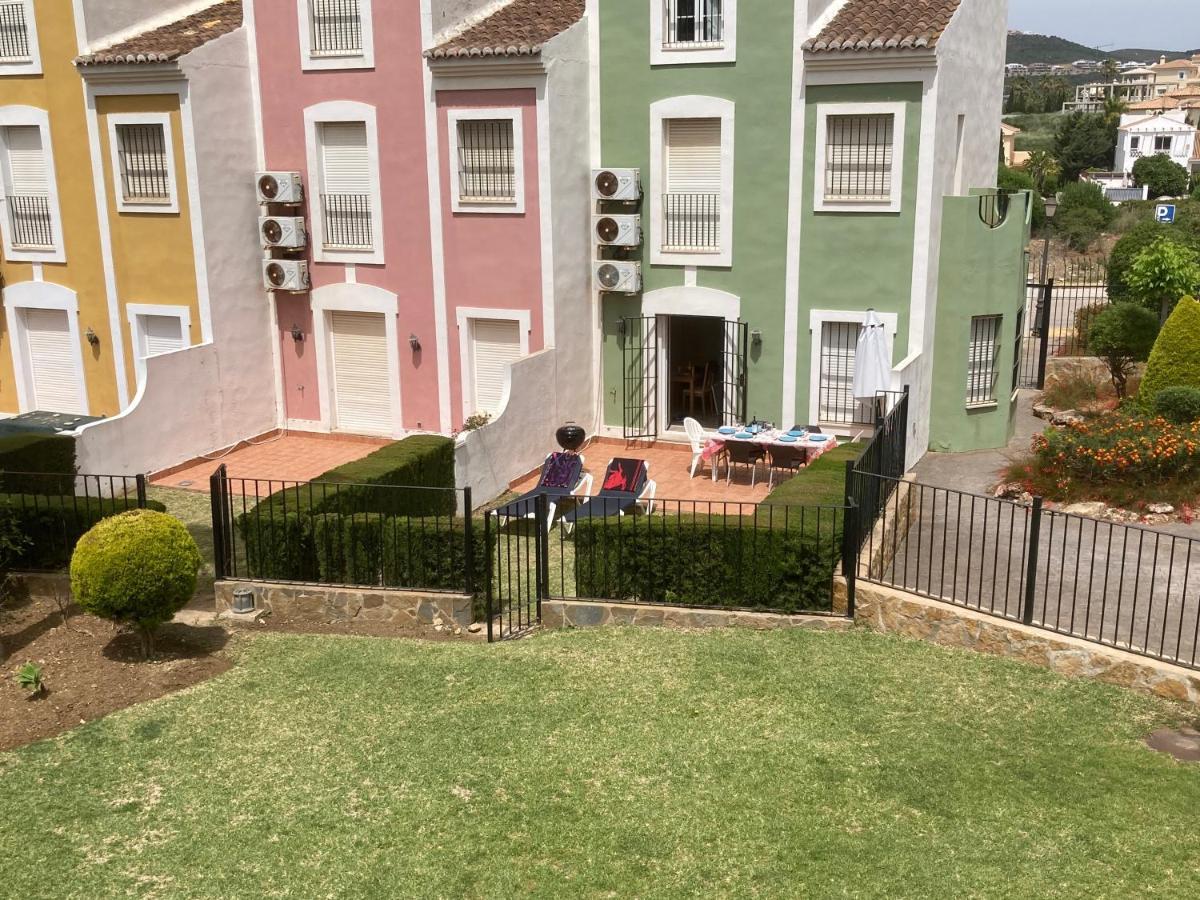 3 Storey Townhouse - Costa Del Sol Bahia de Casares Екстериор снимка
